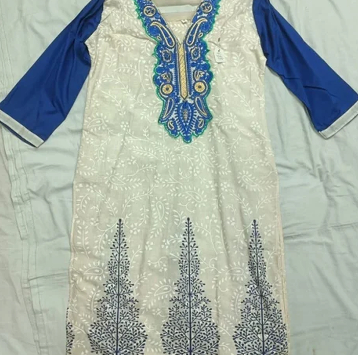 Ladies White Cotton Kurti